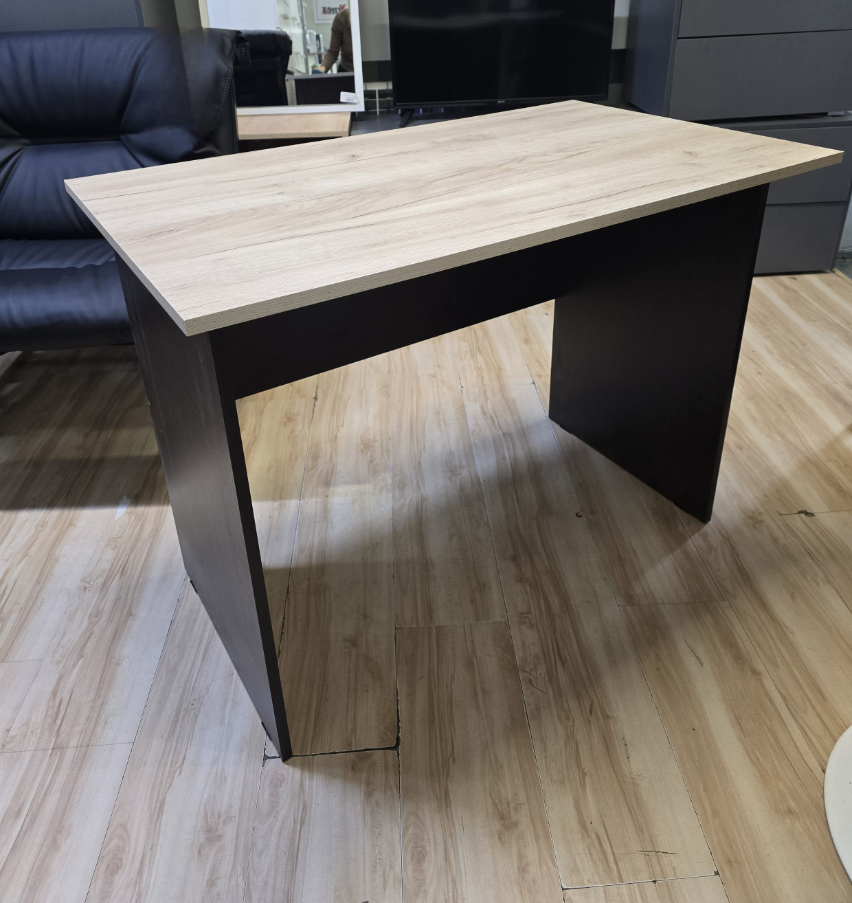 Стол офисный 1000